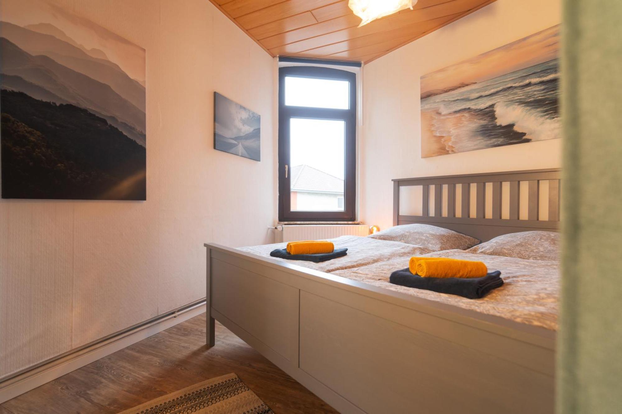 Das blaue Türchen - Wohnung mit Beamer und Kicker Bremerhaven Exterior foto