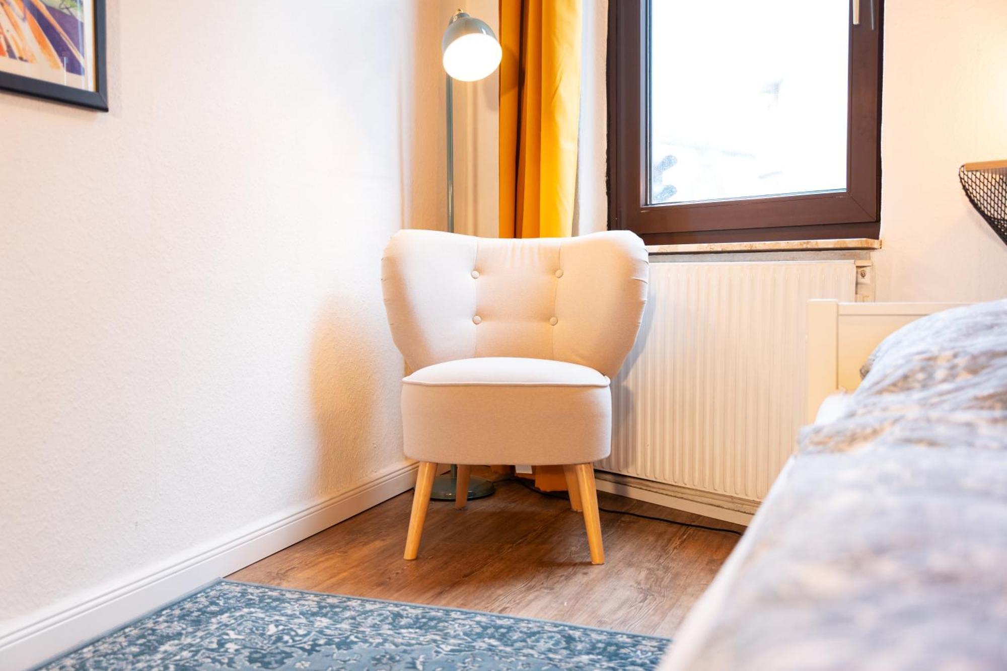 Das blaue Türchen - Wohnung mit Beamer und Kicker Bremerhaven Exterior foto